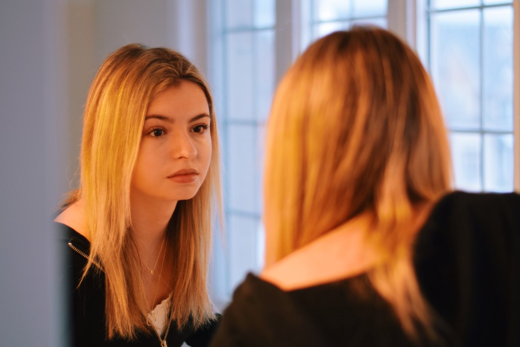 mirrorgirl